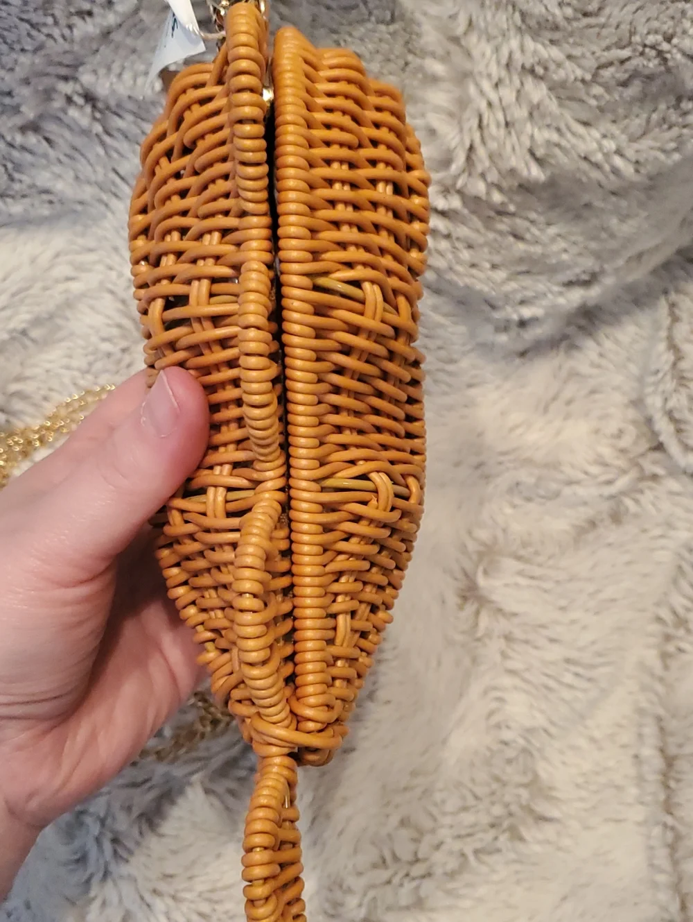 Tommy Bahama Tan Woven Seahorse Crossbody Bag - Picture 4 of 9